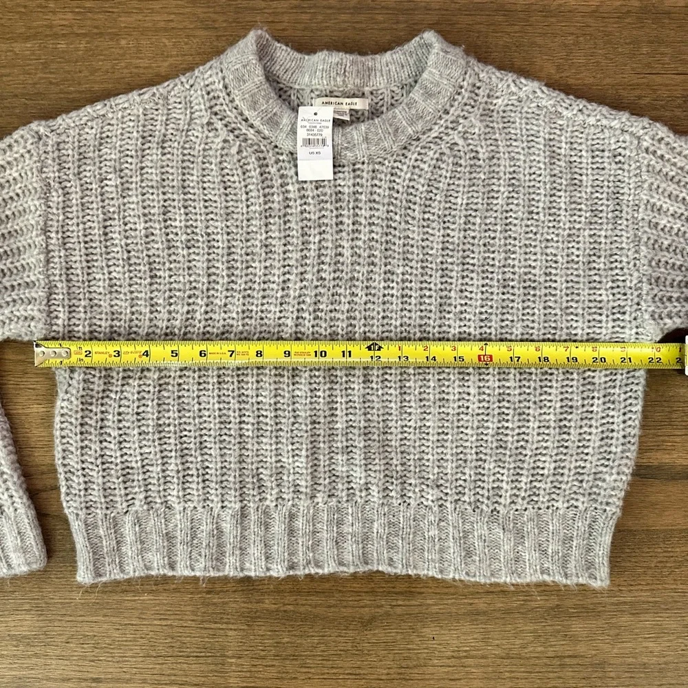 NEW American Eagle Cropped Gray Sweater-Acrylic/Nylon-Size XS-Super Cozy! - Picture 7 of 7
